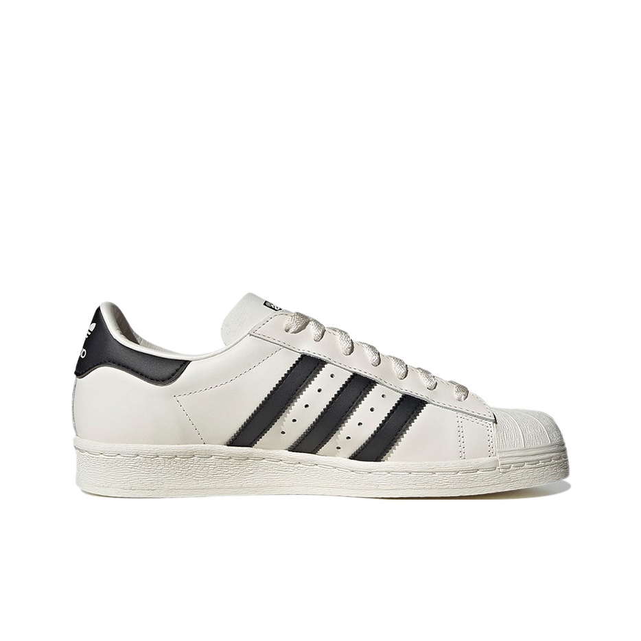 Adidas Originals Superstar 82  - Adidas Shoes Superstar recensie en prijs